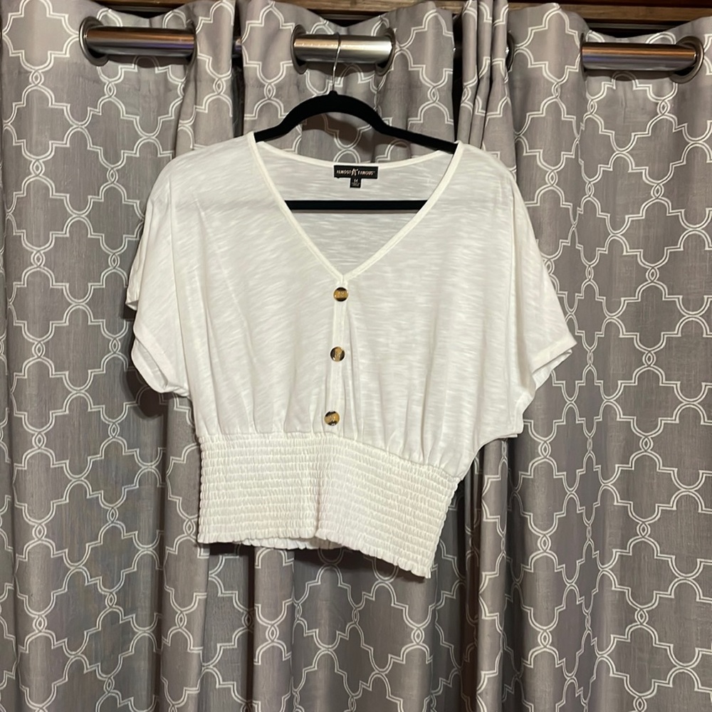 Brand:Almost Famous Size: medium